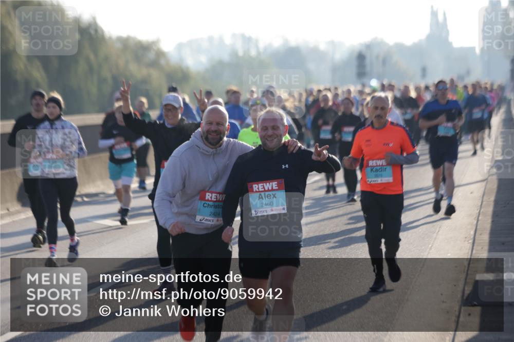 03.10.2025 - Köhlbrandbrückenlauf Jannik Wohlers http://msf.ph/oto/9059942 03.10.2025 09:22:27 Position 3 2424, 2460, 3576 meine-sportfotos.de