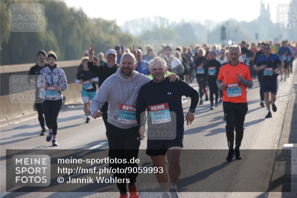 03.10.2025 - Köhlbrandbrückenlauf Jannik Wohlers http://msf.ph/oto/9059993 03.10.2025 09:22:27 Position 3 2424, 2460, 3576 meine-sportfotos.de