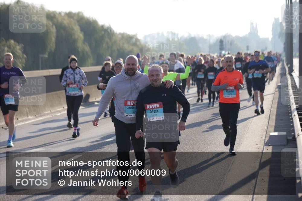 03.10.2025 - Köhlbrandbrückenlauf Jannik Wohlers http://msf.ph/oto/9060009 03.10.2025 09:22:28 Position 3 2424, 2460, 3576 meine-sportfotos.de