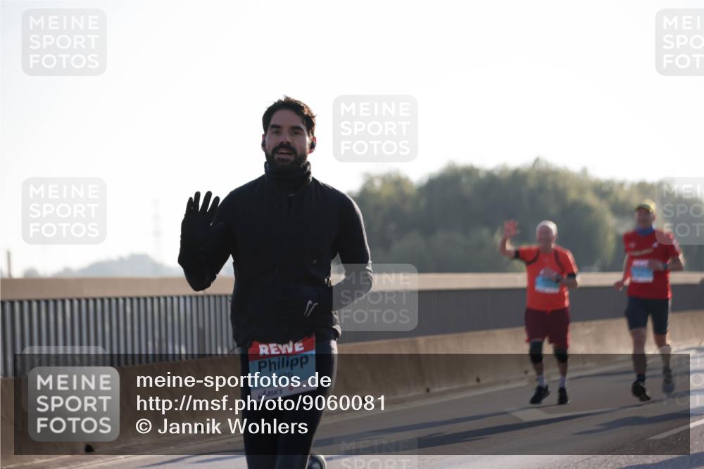 03.10.2025 - Köhlbrandbrückenlauf Jannik Wohlers http://msf.ph/oto/9060081 03.10.2025 09:14:39 Position 3 1279 meine-sportfotos.de
