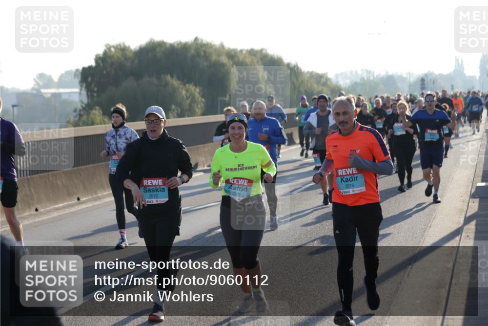03.10.2025 - Köhlbrandbrückenlauf Jannik Wohlers http://msf.ph/oto/9060112 03.10.2025 09:22:31 Position 3 2072, 2907, 3576 meine-sportfotos.de