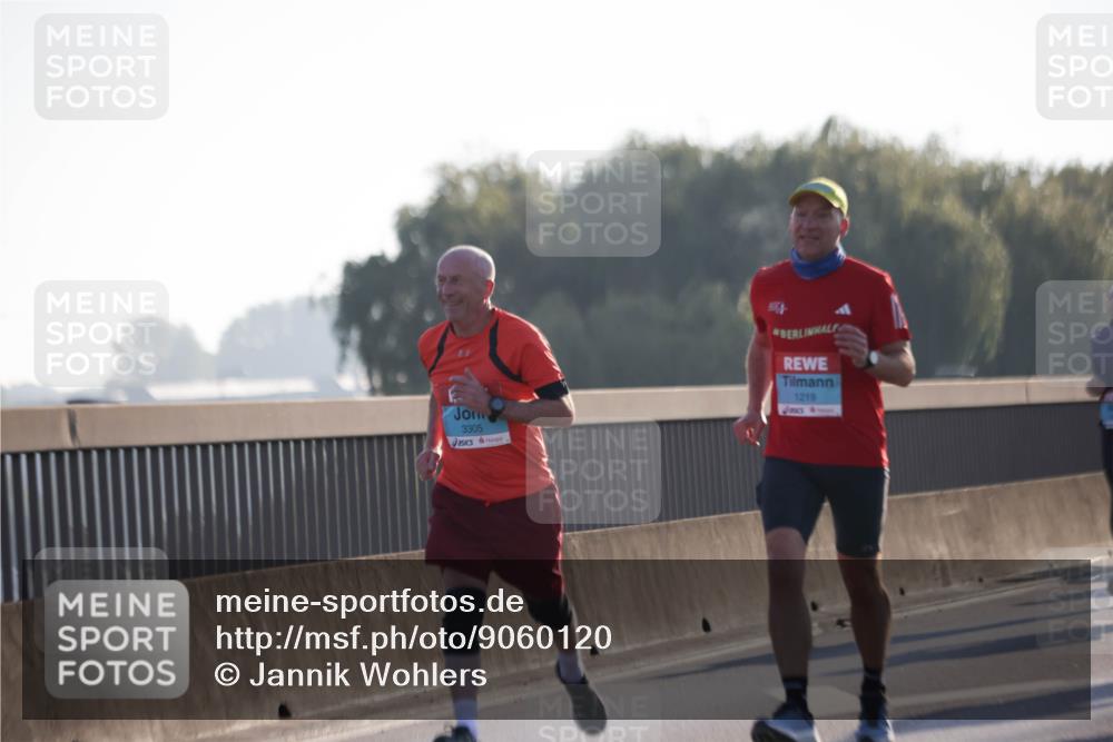 03.10.2025 - Köhlbrandbrückenlauf Jannik Wohlers http://msf.ph/oto/9060120 03.10.2025 09:14:40 Position 3 3305, 1219 meine-sportfotos.de