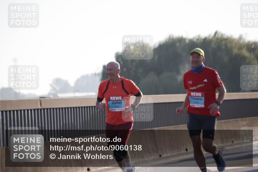 03.10.2025 - Köhlbrandbrückenlauf Jannik Wohlers http://msf.ph/oto/9060138 03.10.2025 09:14:40 Position 3 23, 3305, 1219 meine-sportfotos.de