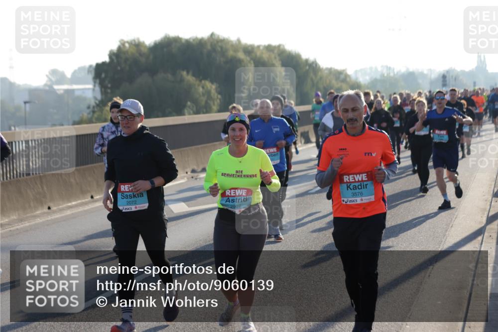 03.10.2025 - Köhlbrandbrückenlauf Jannik Wohlers http://msf.ph/oto/9060139 03.10.2025 09:22:31 Position 3 2072, 2907, 3576 meine-sportfotos.de