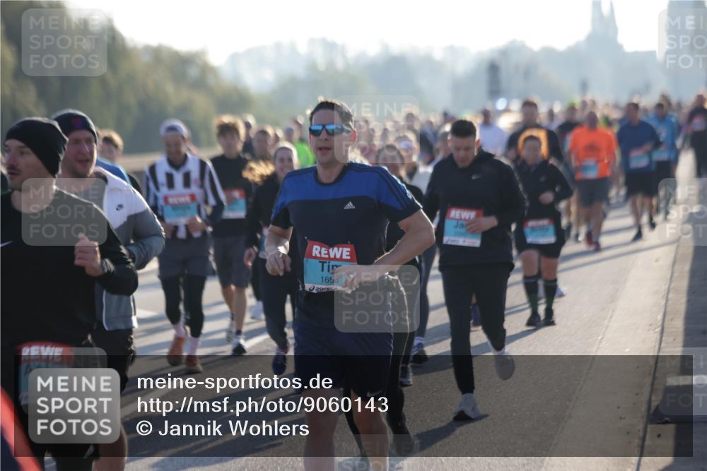 03.10.2025 - Köhlbrandbrückenlauf Jannik Wohlers http://msf.ph/oto/9060143 03.10.2025 09:22:32 Position 3 1877, 6, 1655, 3395 meine-sportfotos.de