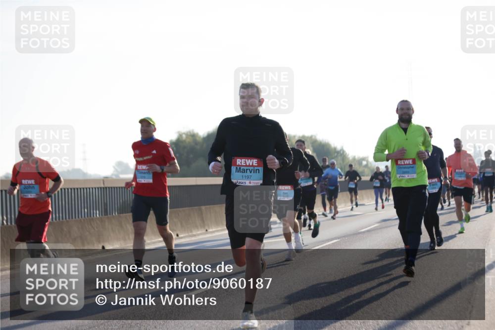 03.10.2025 - Köhlbrandbrückenlauf Jannik Wohlers http://msf.ph/oto/9060187 03.10.2025 09:14:41 Position 3 1197 meine-sportfotos.de