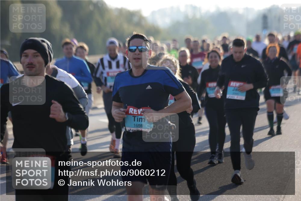 03.10.2025 - Köhlbrandbrückenlauf Jannik Wohlers http://msf.ph/oto/9060212 03.10.2025 09:22:33 Position 3 1877, 1655, 3395 meine-sportfotos.de