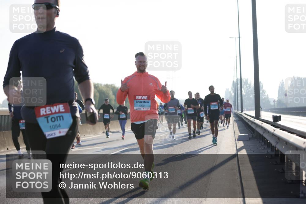 03.10.2025 - Köhlbrandbrückenlauf Jannik Wohlers http://msf.ph/oto/9060313 03.10.2025 09:14:44 Position 3 1054, 1292 meine-sportfotos.de
