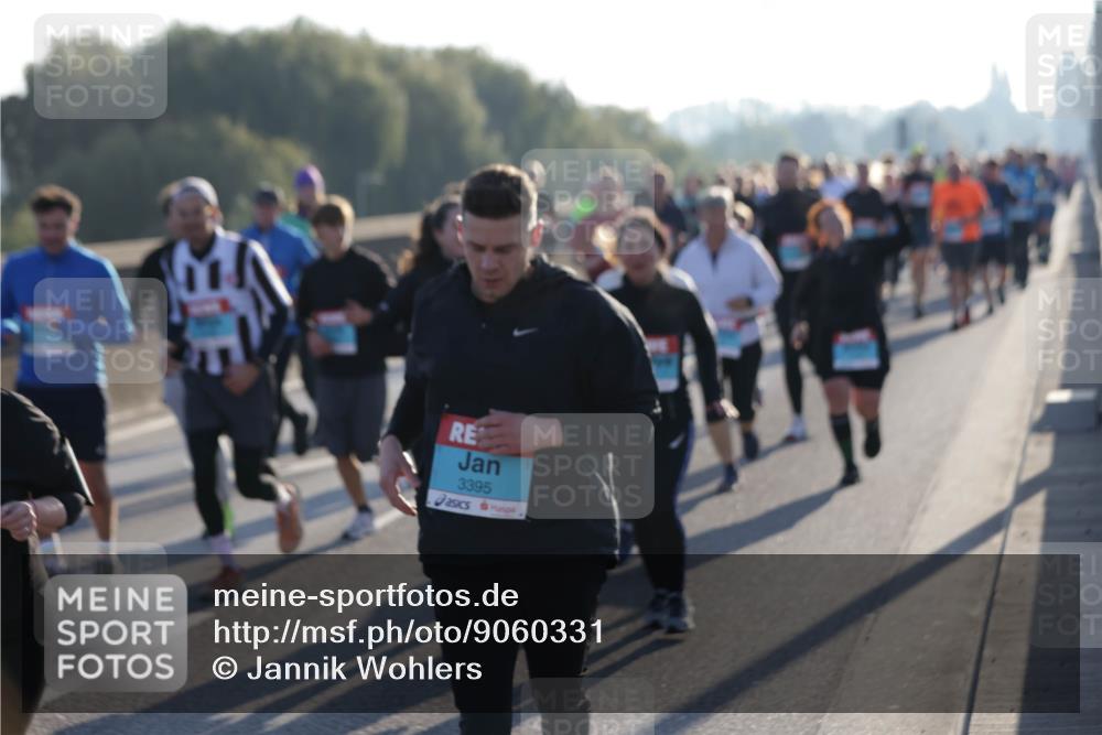 03.10.2025 - Köhlbrandbrückenlauf Jannik Wohlers http://msf.ph/oto/9060331 03.10.2025 09:22:37 Position 3 3395 meine-sportfotos.de
