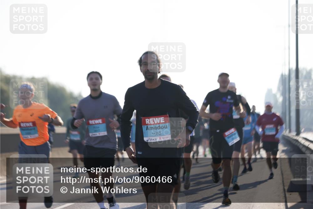 03.10.2025 - Köhlbrandbrückenlauf Jannik Wohlers http://msf.ph/oto/9060466 03.10.2025 09:14:47 Position 3 3817, 1550 meine-sportfotos.de