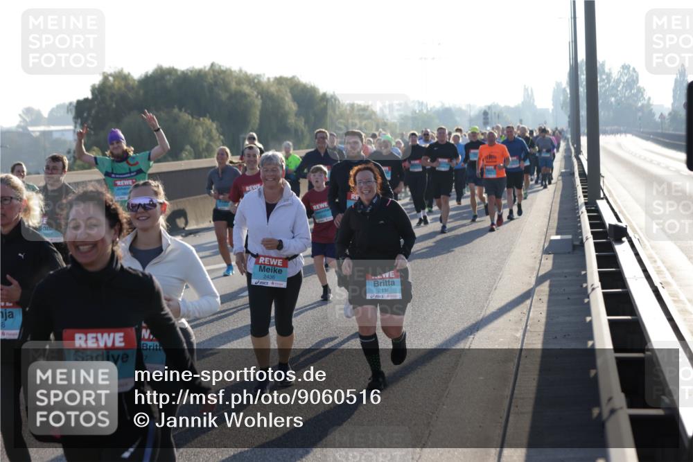 03.10.2025 - Köhlbrandbrückenlauf Jannik Wohlers http://msf.ph/oto/9060516 03.10.2025 09:22:40 Position 3 17, 8, 1940, 2436, 2116 meine-sportfotos.de