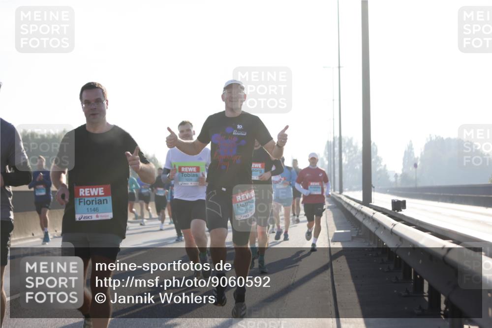 03.10.2025 - Köhlbrandbrückenlauf Jannik Wohlers http://msf.ph/oto/9060592 03.10.2025 09:14:49 Position 3 1146, 10, 1226, 2962 meine-sportfotos.de