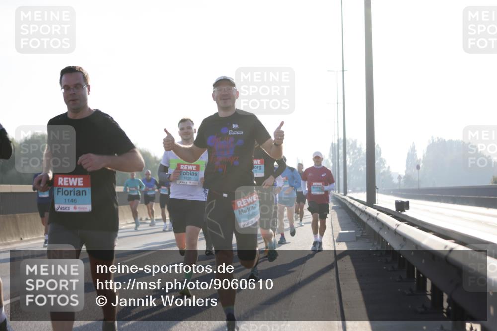 03.10.2025 - Köhlbrandbrückenlauf Jannik Wohlers http://msf.ph/oto/9060610 03.10.2025 09:14:50 Position 3 1146, 1226, 23, 777, 2962 meine-sportfotos.de