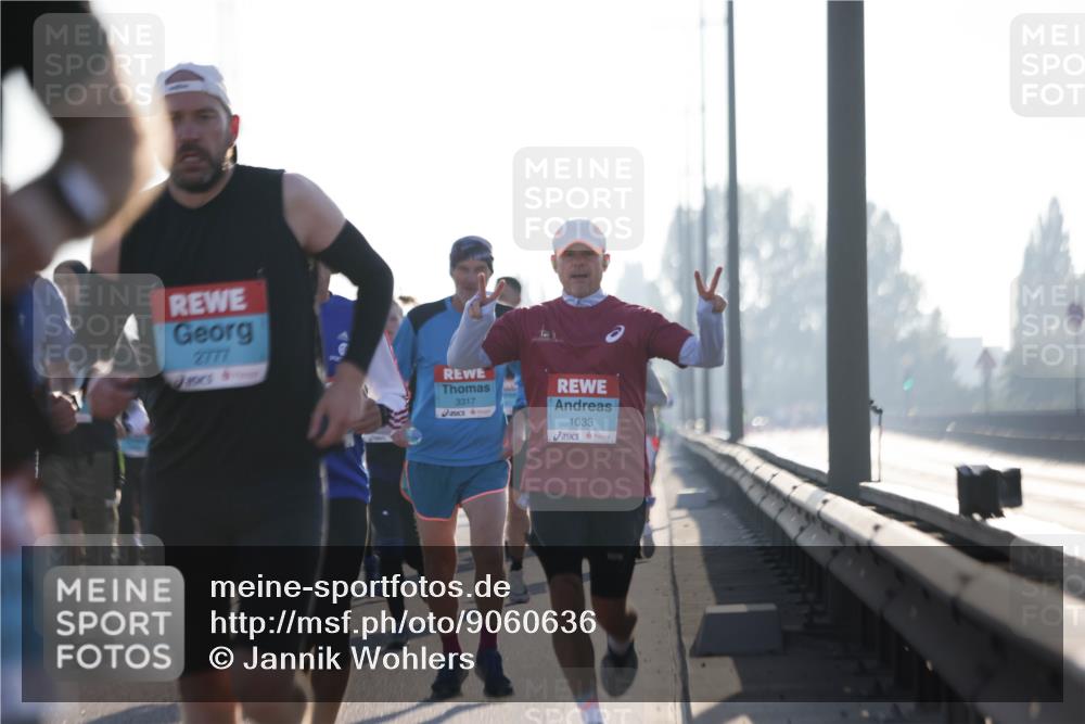 03.10.2025 - Köhlbrandbrückenlauf Jannik Wohlers http://msf.ph/oto/9060636 03.10.2025 09:14:51 Position 3 2777, 3317, 1033 meine-sportfotos.de