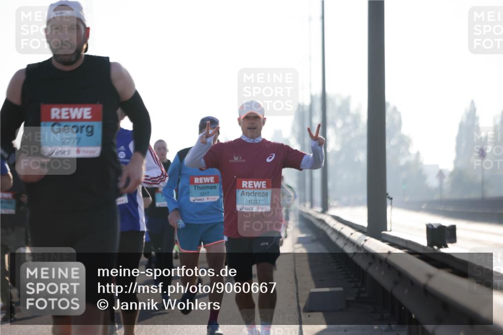 03.10.2025 - Köhlbrandbrückenlauf Jannik Wohlers http://msf.ph/oto/9060667 03.10.2025 09:14:51 Position 3 2777, 3317, 1033 meine-sportfotos.de