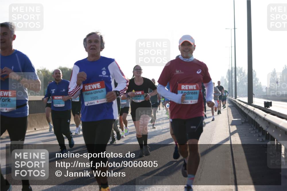 03.10.2025 - Köhlbrandbrückenlauf Jannik Wohlers http://msf.ph/oto/9060805 03.10.2025 09:14:53 Position 3 1247, 3764, 1025, 3316, 1033 meine-sportfotos.de