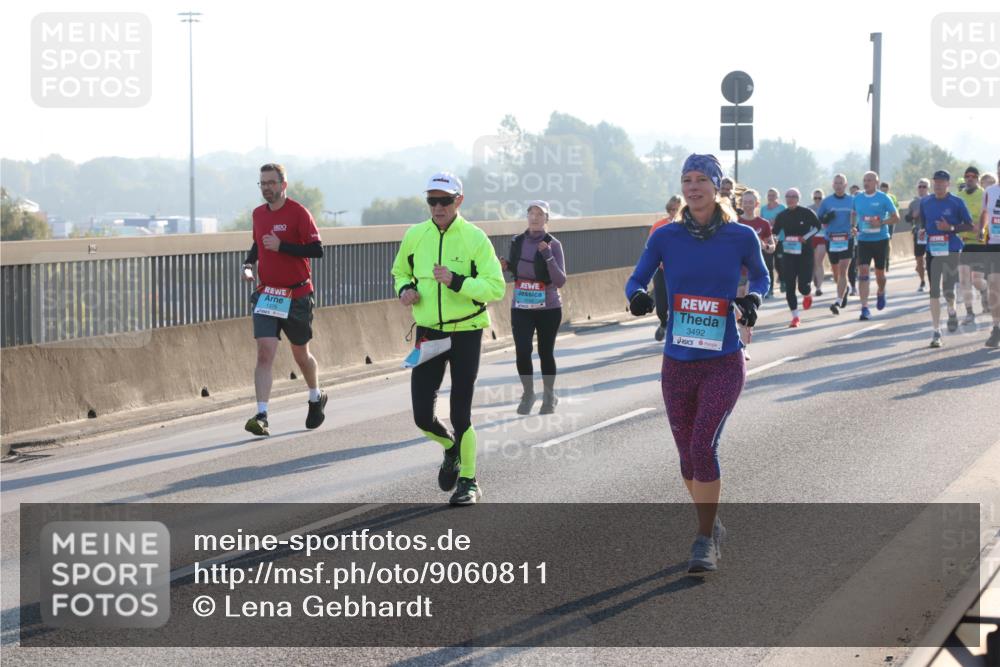 03.10.2025 - Köhlbrandbrückenlauf Lena Gebhardt http://msf.ph/oto/9060811 03.10.2025 09:19:26 Position 1 1375, 3492 meine-sportfotos.de