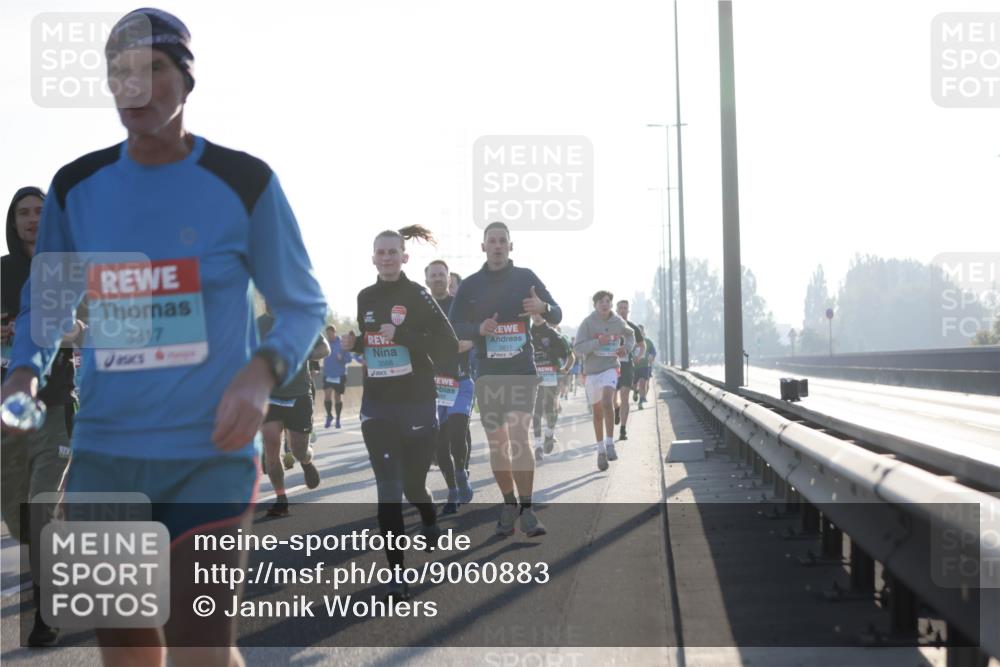 03.10.2025 - Köhlbrandbrückenlauf Jannik Wohlers http://msf.ph/oto/9060883 03.10.2025 09:14:55 Position 3 3317, 3568, 28111, 57 meine-sportfotos.de