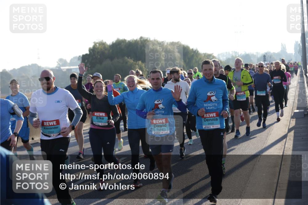 03.10.2025 - Köhlbrandbrückenlauf Jannik Wohlers http://msf.ph/oto/9060894 03.10.2025 09:22:49 Position 3 2002, 2003, 3446, 3450 meine-sportfotos.de