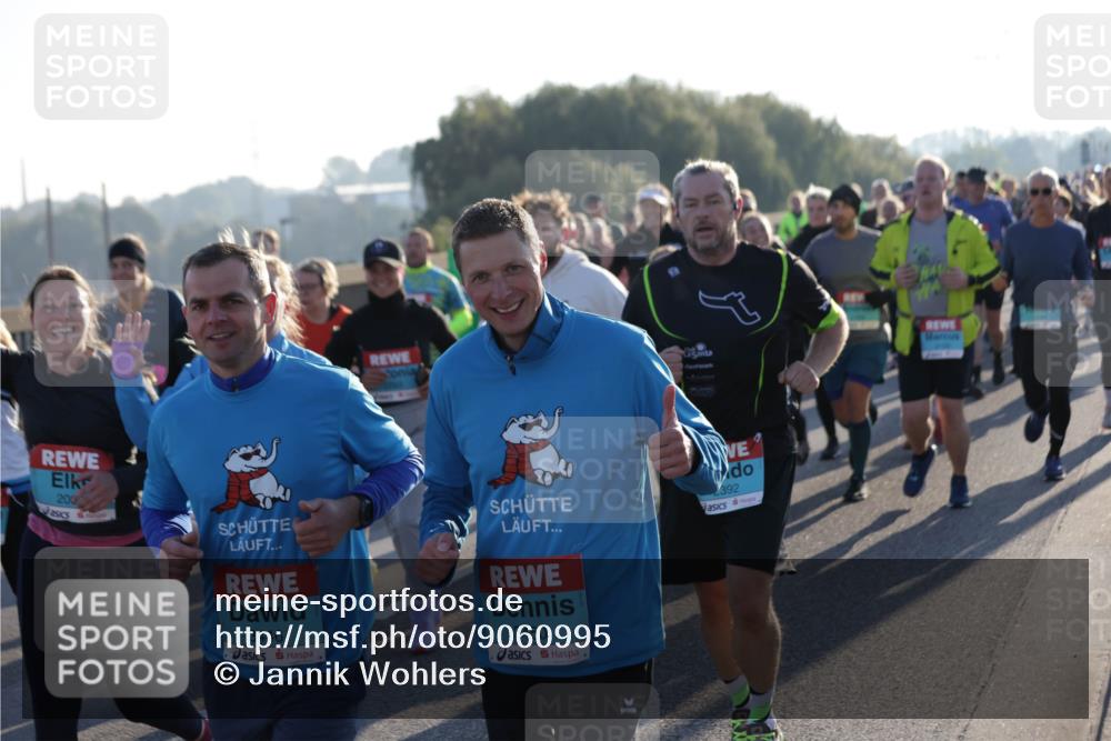 03.10.2025 - Köhlbrandbrückenlauf Jannik Wohlers http://msf.ph/oto/9060995 03.10.2025 09:22:50 Position 3 200, 3446, 3450, 392 meine-sportfotos.de