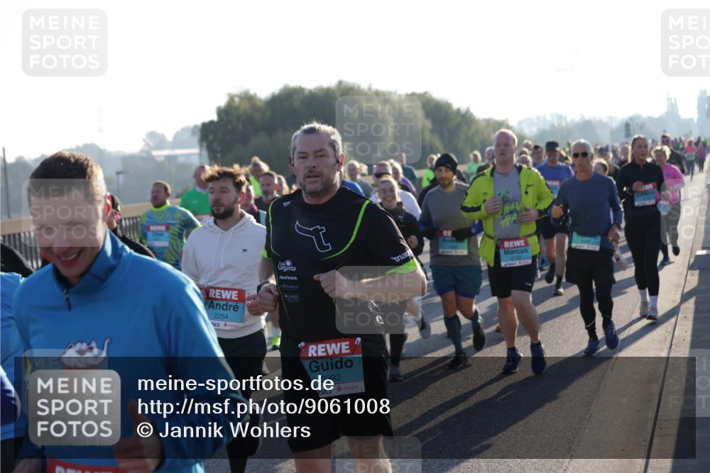 03.10.2025 - Köhlbrandbrückenlauf Jannik Wohlers http://msf.ph/oto/9061008 03.10.2025 09:22:51 Position 3 2254, 2153, 2392 meine-sportfotos.de