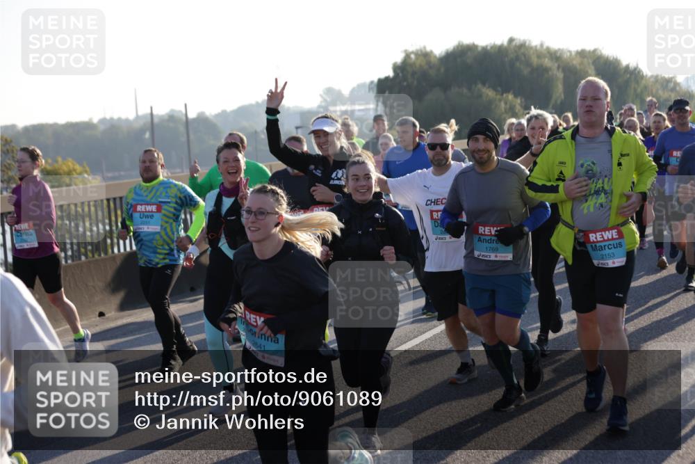 03.10.2025 - Köhlbrandbrückenlauf Jannik Wohlers http://msf.ph/oto/9061089 03.10.2025 09:22:52 Position 3 2641, 1769, 2153 meine-sportfotos.de