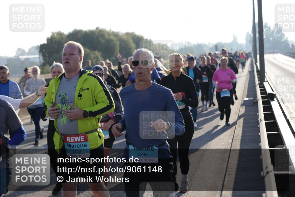 03.10.2025 - Köhlbrandbrückenlauf Jannik Wohlers http://msf.ph/oto/9061148 03.10.2025 09:22:53 Position 3 2153, 2246 meine-sportfotos.de