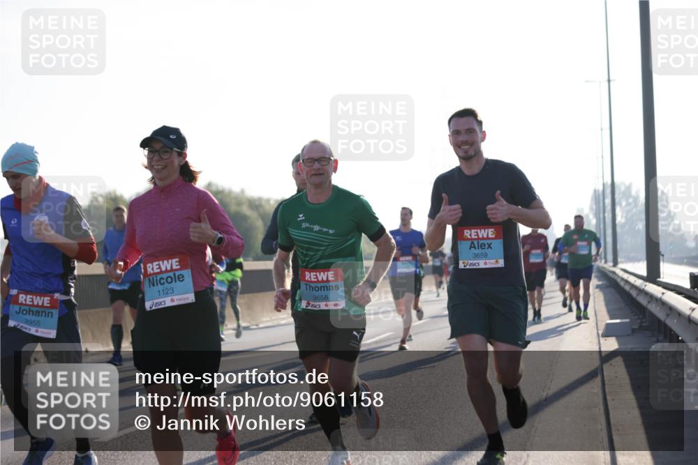 03.10.2025 - Köhlbrandbrückenlauf Jannik Wohlers http://msf.ph/oto/9061158 03.10.2025 09:15:00 Position 3 3659, 2955, 1123, 3658 meine-sportfotos.de