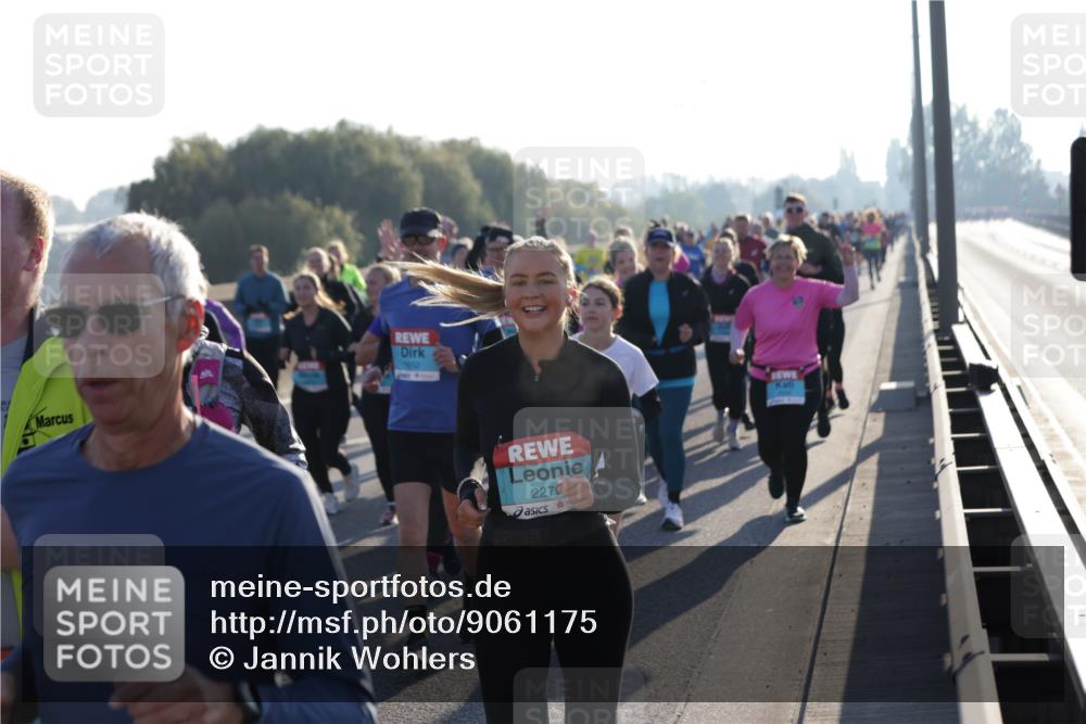 03.10.2025 - Köhlbrandbrückenlauf Jannik Wohlers http://msf.ph/oto/9061175 03.10.2025 09:22:54 Position 3 2270 meine-sportfotos.de