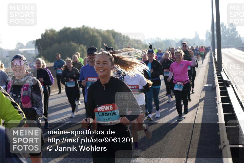 03.10.2025 - Köhlbrandbrückenlauf Jannik Wohlers http://msf.ph/oto/9061201 03.10.2025 09:22:54 Position 3 322, 2270 meine-sportfotos.de