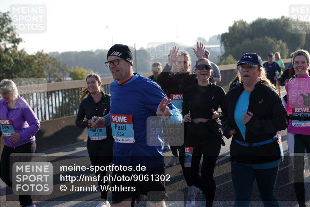 03.10.2025 - Köhlbrandbrückenlauf Jannik Wohlers http://msf.ph/oto/9061302 03.10.2025 09:22:57 Position 3 2175, 3373, 3259, 377, 7000 meine-sportfotos.de