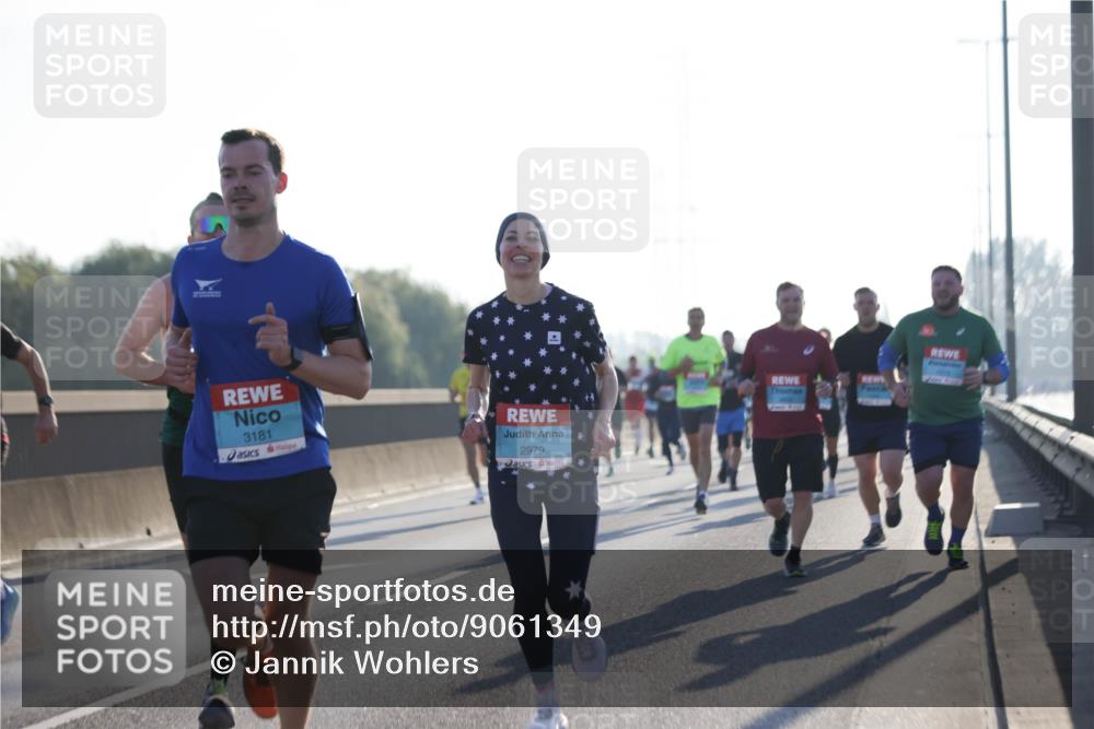03.10.2025 - Köhlbrandbrückenlauf Jannik Wohlers http://msf.ph/oto/9061349 03.10.2025 09:15:04 Position 3 3181, 2979 meine-sportfotos.de