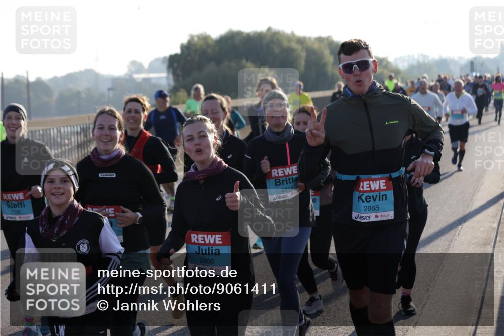 03.10.2025 - Köhlbrandbrückenlauf Jannik Wohlers http://msf.ph/oto/9061411 03.10.2025 09:22:59 Position 3 1732, 189, 2966, 2219, 2965 meine-sportfotos.de