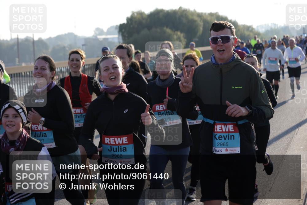 03.10.2025 - Köhlbrandbrückenlauf Jannik Wohlers http://msf.ph/oto/9061440 03.10.2025 09:22:59 Position 3 267, 440, 2966, 219, 2965 meine-sportfotos.de