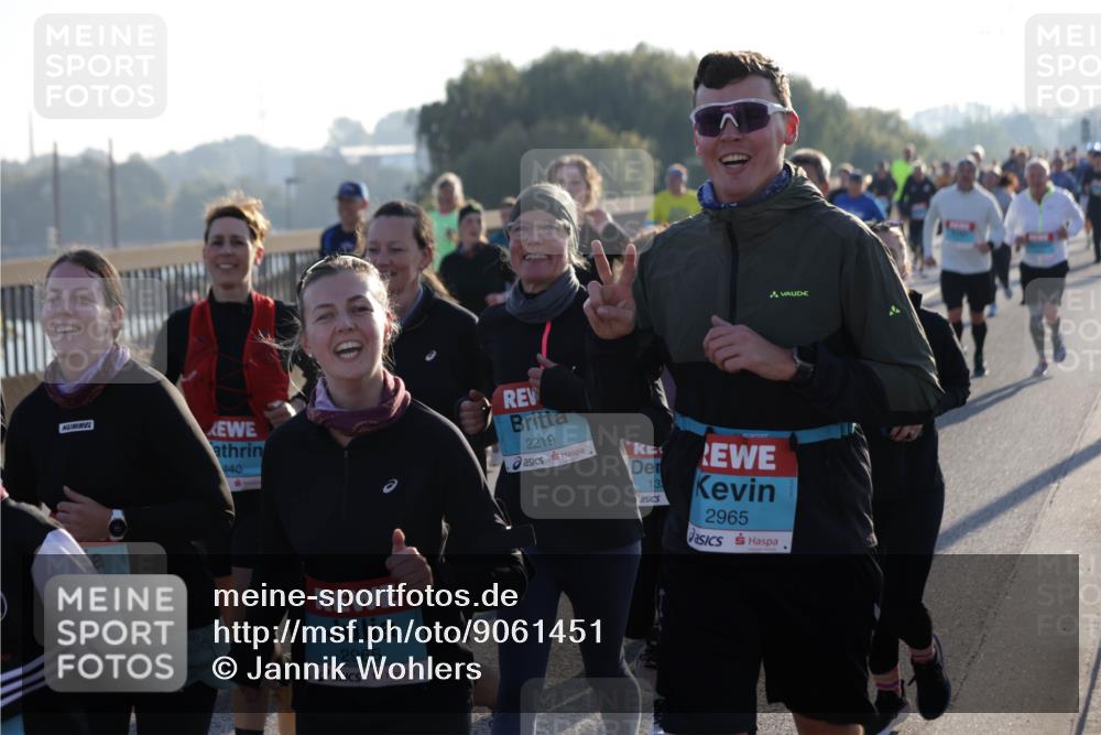 03.10.2025 - Köhlbrandbrückenlauf Jannik Wohlers http://msf.ph/oto/9061451 03.10.2025 09:23:00 Position 3 440, 2219, 2966, 13, 2965 meine-sportfotos.de