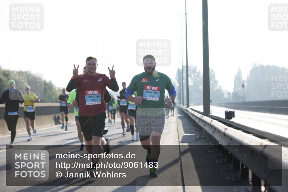 03.10.2025 - Köhlbrandbrückenlauf Jannik Wohlers http://msf.ph/oto/9061483 03.10.2025 09:15:06 Position 3 3603, 1213 meine-sportfotos.de