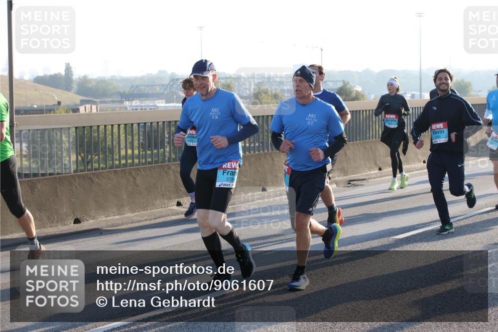 03.10.2025 - Köhlbrandbrückenlauf Lena Gebhardt http://msf.ph/oto/9061607 03.10.2025 09:19:50 Position 1 1470, 2015, 2, 0, 2015, 2, 0, 2729 meine-sportfotos.de