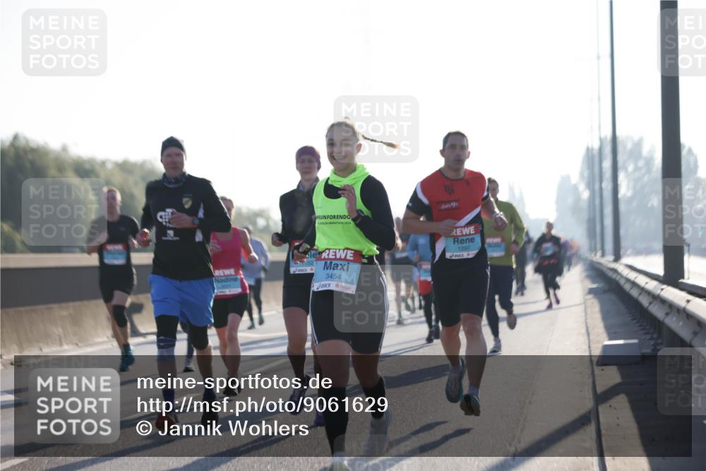 03.10.2025 - Köhlbrandbrückenlauf Jannik Wohlers http://msf.ph/oto/9061629 03.10.2025 09:15:09 Position 3 2024, 3454, 1297 meine-sportfotos.de