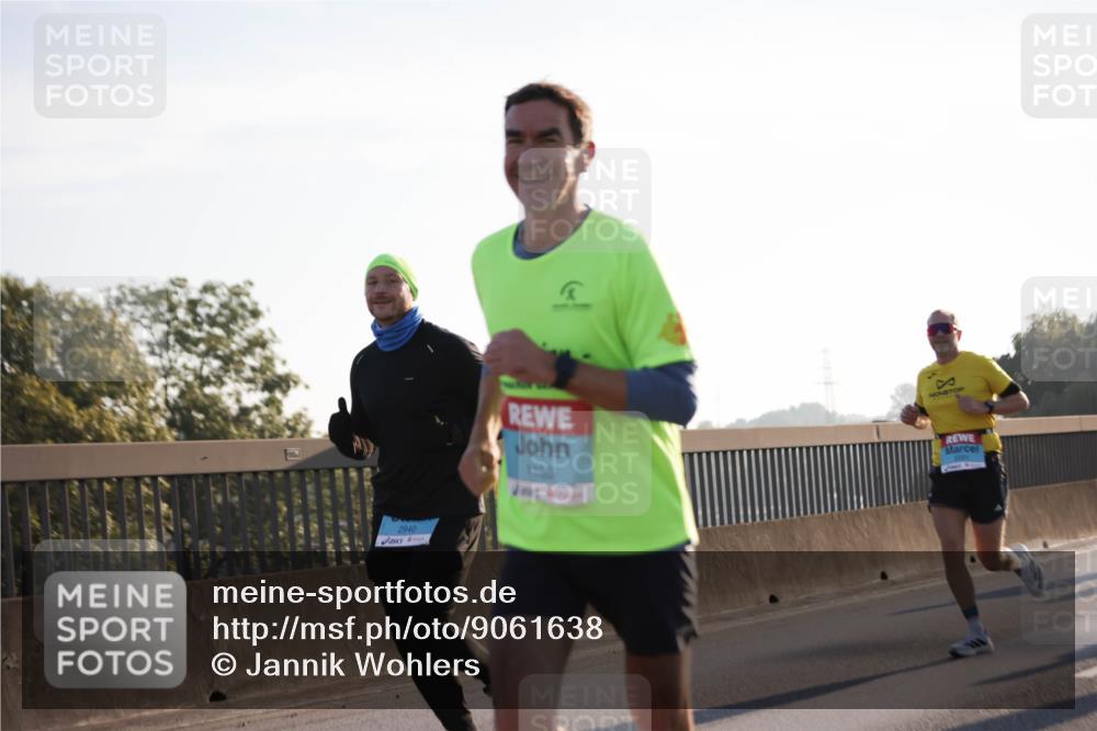 03.10.2025 - Köhlbrandbrückenlauf Jannik Wohlers http://msf.ph/oto/9061638 03.10.2025 09:15:10 Position 3 2940, 1182 meine-sportfotos.de