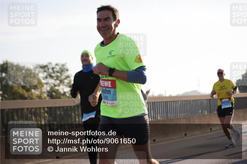03.10.2025 - Köhlbrandbrückenlauf Jannik Wohlers http://msf.ph/oto/9061650 03.10.2025 09:15:10 Position 3 1182 meine-sportfotos.de