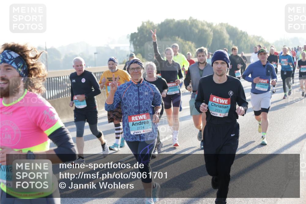 03.10.2025 - Köhlbrandbrückenlauf Jannik Wohlers http://msf.ph/oto/9061701 03.10.2025 09:23:10 Position 3 2209, 2774, 72314, 2231, 2053 meine-sportfotos.de