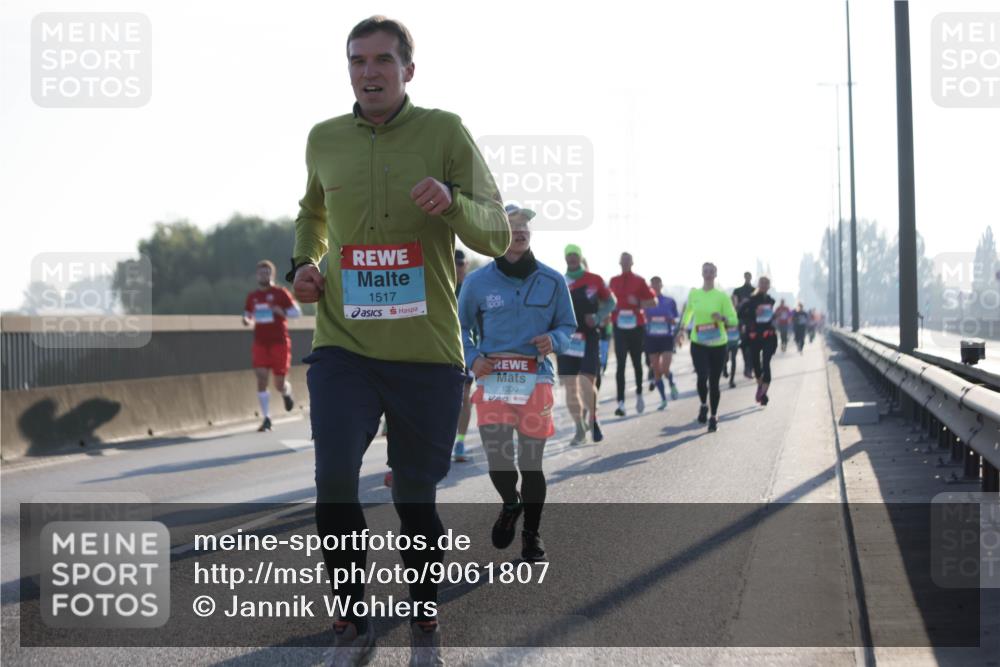 03.10.2025 - Köhlbrandbrückenlauf Jannik Wohlers http://msf.ph/oto/9061807 03.10.2025 09:15:14 Position 3 1517, 1330 meine-sportfotos.de