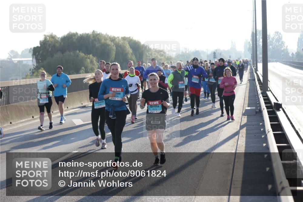 03.10.2025 - Köhlbrandbrückenlauf Jannik Wohlers http://msf.ph/oto/9061824 03.10.2025 09:23:14 Position 3 2149, 2036, 2019 meine-sportfotos.de