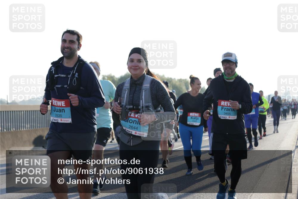 03.10.2025 - Köhlbrandbrückenlauf Jannik Wohlers http://msf.ph/oto/9061938 03.10.2025 09:23:22 Position 3 2635, 2644, 6, 3455 meine-sportfotos.de