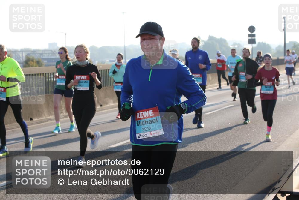 03.10.2025 - Köhlbrandbrückenlauf Lena Gebhardt http://msf.ph/oto/9062129 03.10.2025 09:20:08 Position 1 1407, 3202 meine-sportfotos.de