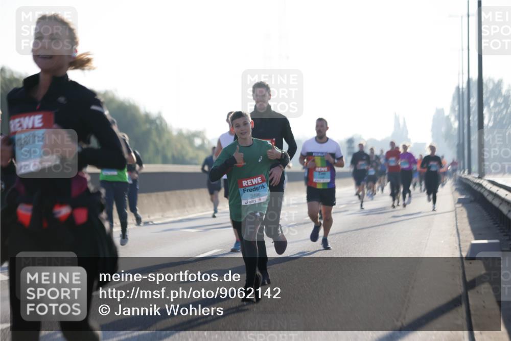 03.10.2025 - Köhlbrandbrückenlauf Jannik Wohlers http://msf.ph/oto/9062142 03.10.2025 09:15:20 Position 3 3498 meine-sportfotos.de
