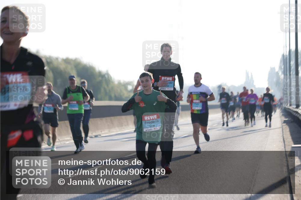 03.10.2025 - Köhlbrandbrückenlauf Jannik Wohlers http://msf.ph/oto/9062159 03.10.2025 09:15:20 Position 3 1254, 3498 meine-sportfotos.de