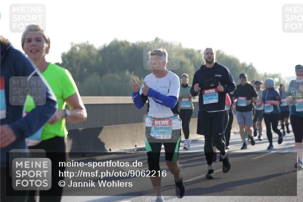 03.10.2025 - Köhlbrandbrückenlauf Jannik Wohlers http://msf.ph/oto/9062216 03.10.2025 09:23:31 Position 3 2838, 2404 meine-sportfotos.de