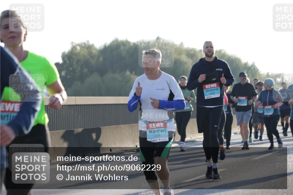 03.10.2025 - Köhlbrandbrückenlauf Jannik Wohlers http://msf.ph/oto/9062229 03.10.2025 09:23:31 Position 3 2838, 2404 meine-sportfotos.de