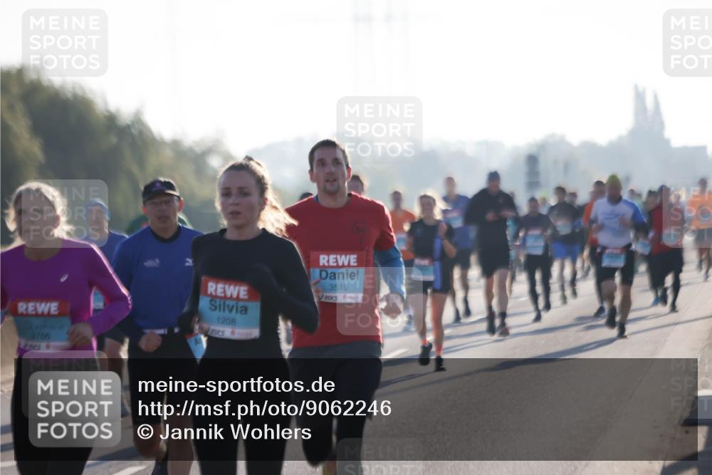 03.10.2025 - Köhlbrandbrückenlauf Jannik Wohlers http://msf.ph/oto/9062246 03.10.2025 09:15:31 Position 3 3766, 1208, 3518 meine-sportfotos.de